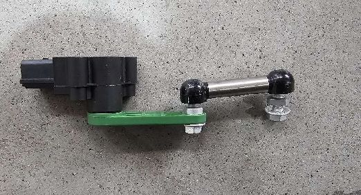 Tesla Model S Voorste Luchtvering Sensor Rechts 6006514-00-B 12V DC