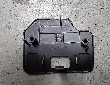 Tesla Model S 2021+ RH Achterbumperbeugel 145x40x3mm Zwart